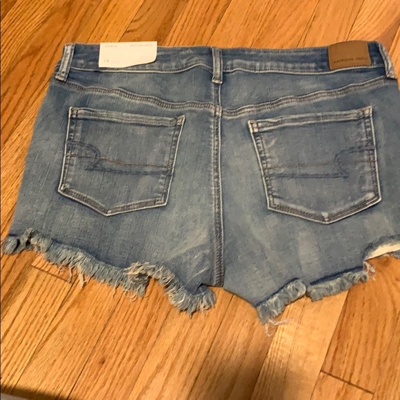 American Eagle jeans shorts - Picture 2 of 3